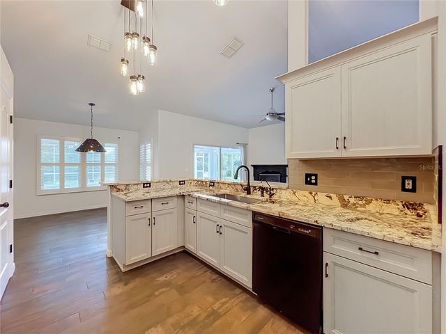 9418 MEADOW CREST LANE, Clermont, FL 34711