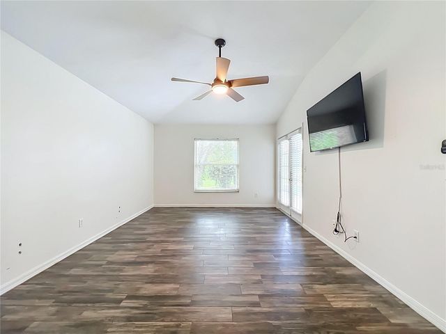 9418 MEADOW CREST LANE, Clermont, FL 34711