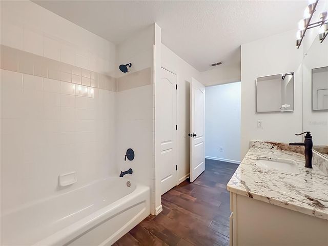 9418 MEADOW CREST LANE, Clermont, FL 34711