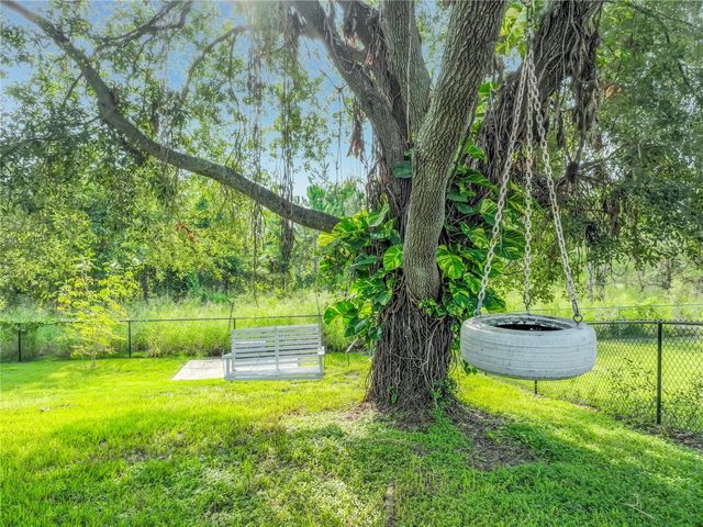 9418 MEADOW CREST LANE, Clermont, FL 34711