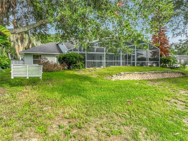 9418 MEADOW CREST LANE, Clermont, FL 34711