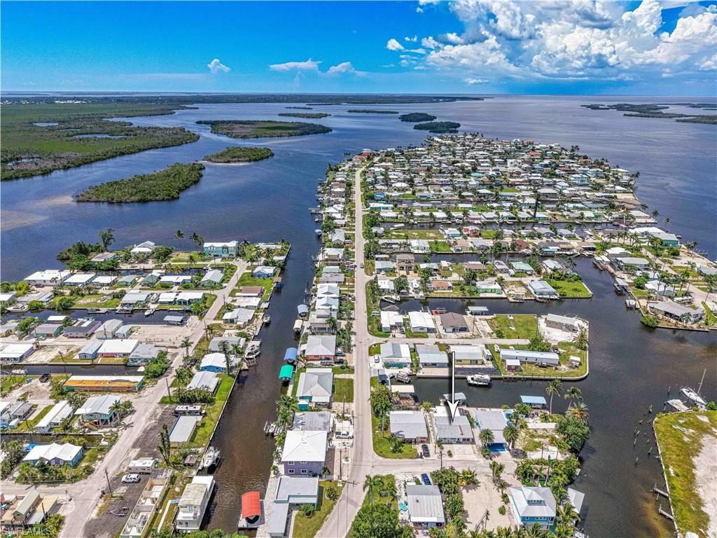 2500 Harbor View DR, MATLACHA, FL 33993 — photo 2
