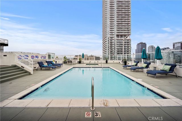 939 S Broadway, Los Angeles, CA 90015
