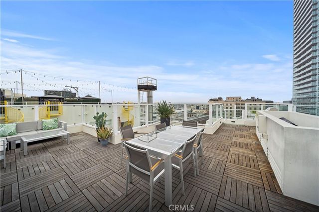 939 S Broadway, Los Angeles, CA 90015