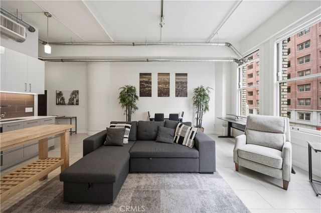 939 S Broadway, Los Angeles, CA 90015