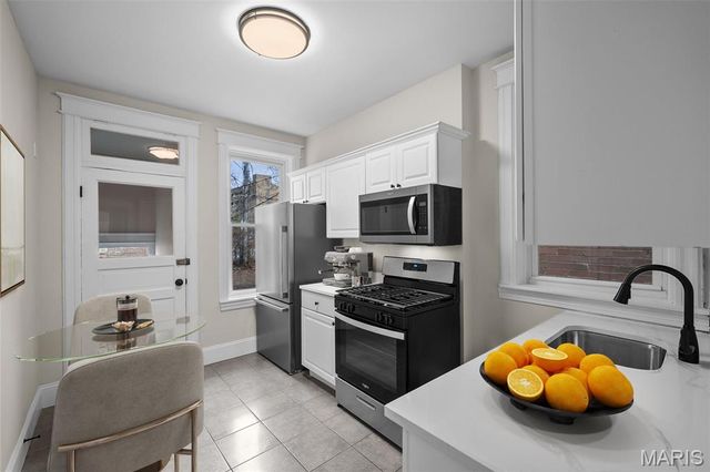 6227 Victoria Avenue, St Louis, MO 63139