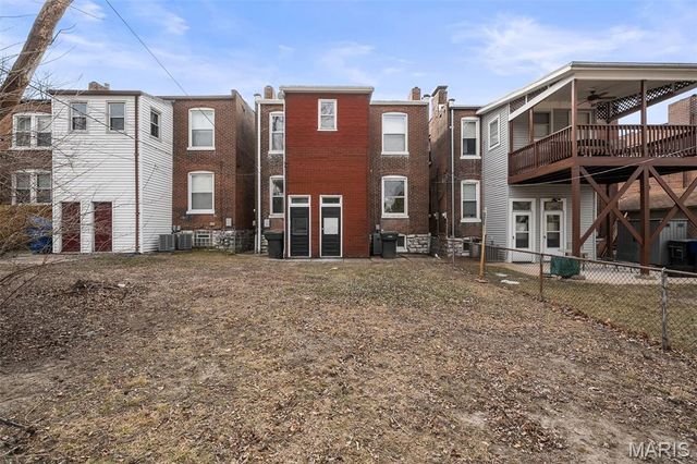 6227 Victoria Avenue, St Louis, MO 63139