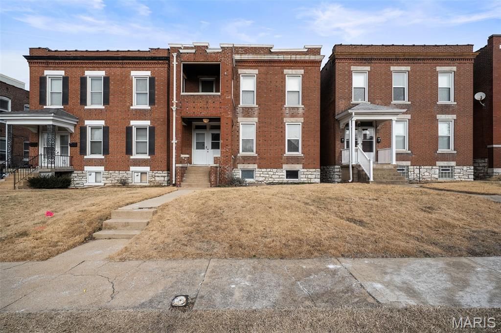 6227 Victoria Avenue, St Louis, MO 63139