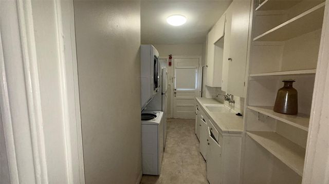 1850 W Main Street 02, Houston, TX 77098