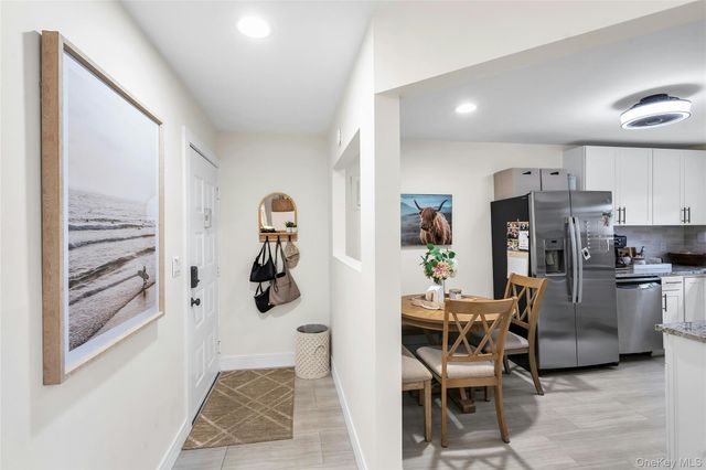 43 Fair Harbor Drive 43 Building 3, Patchogue, NY 11772