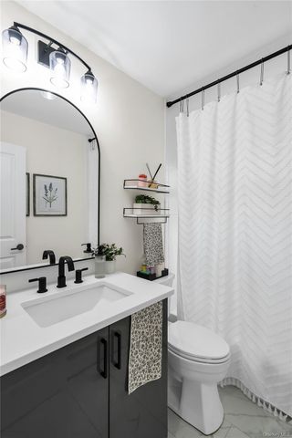 43 Fair Harbor Drive 43 Building 3, Patchogue, NY 11772