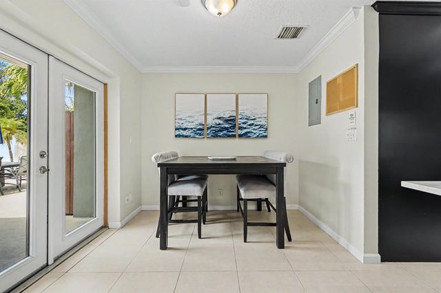2770 NE 53rd Street, Lighthouse Point, FL 33064