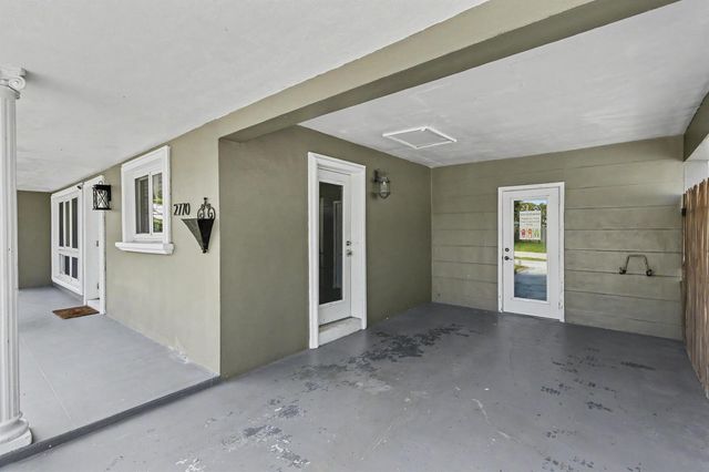 2770 NE 53rd Street, Lighthouse Point, FL 33064