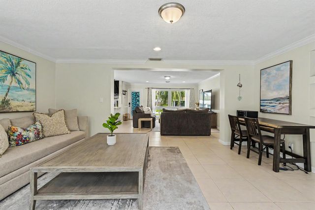 2770 NE 53rd Street, Lighthouse Point, FL 33064