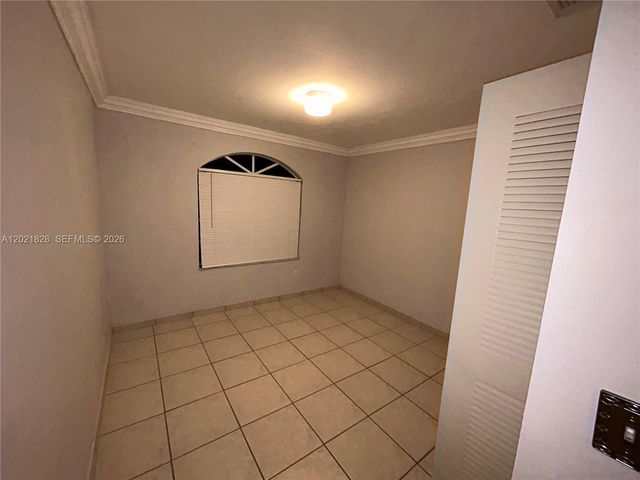 14956 SW 39th St, Miami, FL 33185