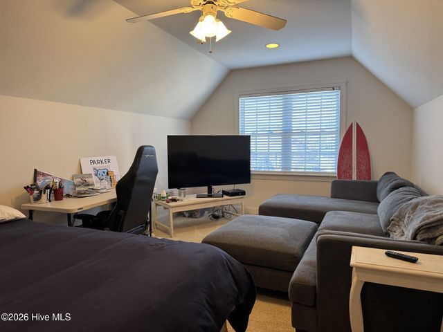 717 Royal Bonnet Drive, Wilmington, NC 28405