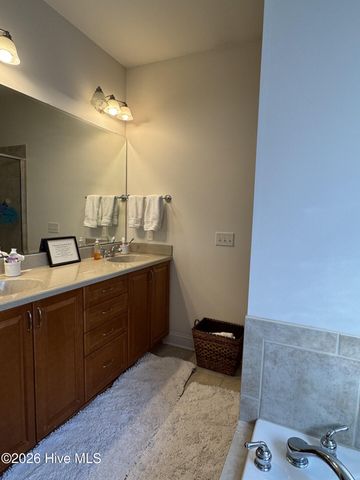 717 Royal Bonnet Drive, Wilmington, NC 28405