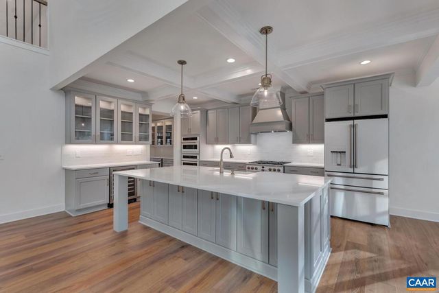 4 JARMANS GAP RD, Crozet, VA 22932