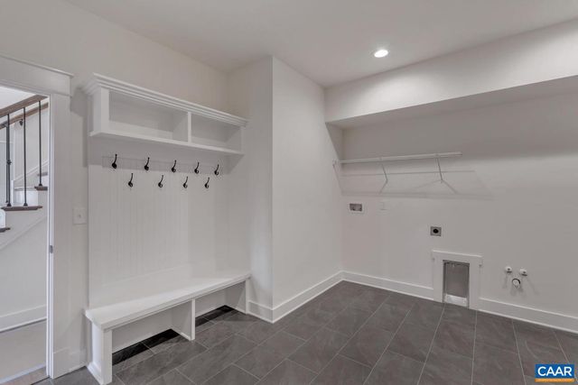 4 JARMANS GAP RD, Crozet, VA 22932