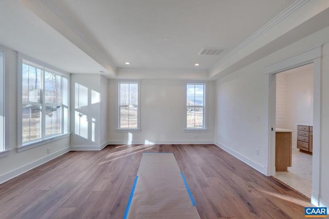4 JARMANS GAP RD, Crozet, VA 22932