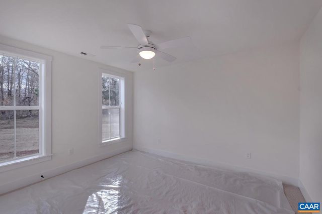 4 JARMANS GAP RD, Crozet, VA 22932