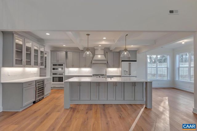 4 JARMANS GAP RD, Crozet, VA 22932