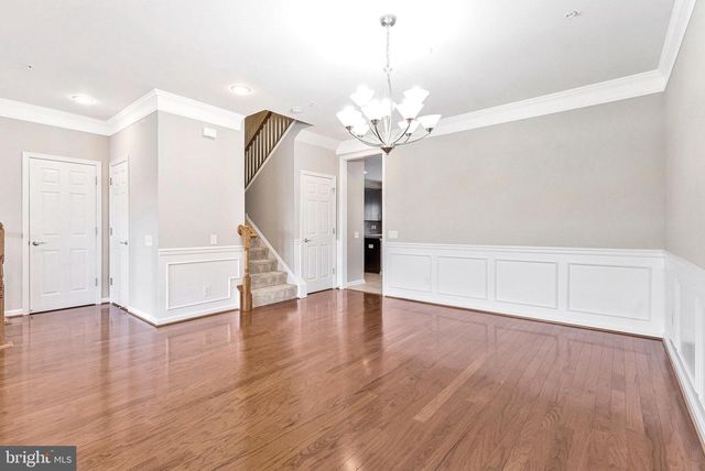 3040 RITTENHOUSE CIR, Fairfax, VA 22031