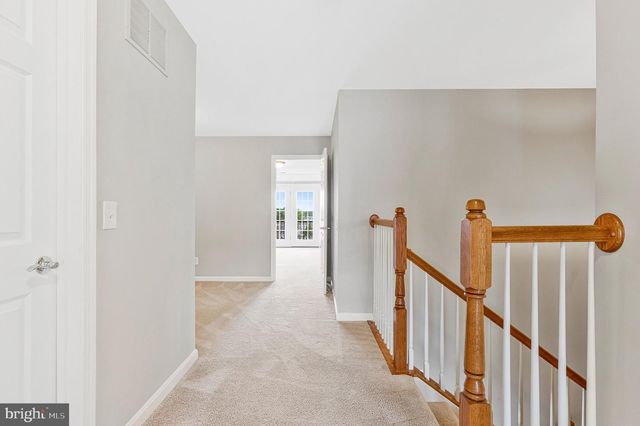3040 RITTENHOUSE CIR, Fairfax, VA 22031