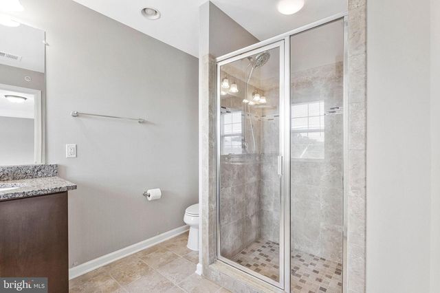 3040 RITTENHOUSE CIR, Fairfax, VA 22031