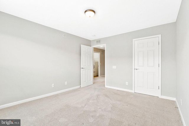 3040 RITTENHOUSE CIR, Fairfax, VA 22031