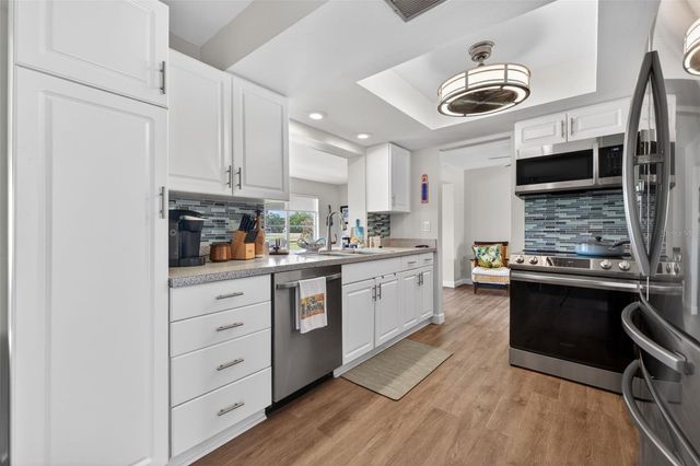 9697 41ST STREET N, Pinellas Park, FL 33782