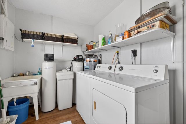 9697 41ST STREET N, Pinellas Park, FL 33782