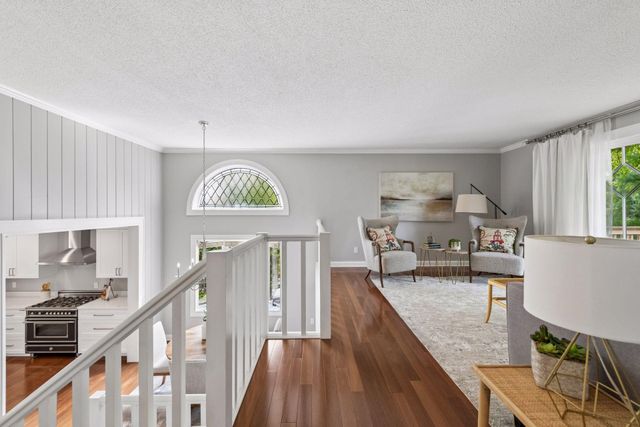 10441 Lee Drive, Eden Prairie, MN 55347