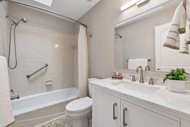 10441 Lee Drive, Eden Prairie, MN 55347