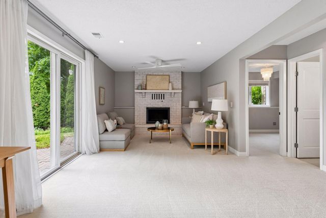 10441 Lee Drive, Eden Prairie, MN 55347