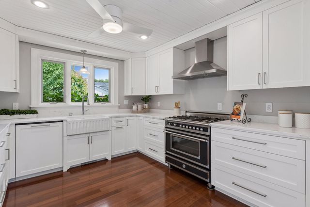 10441 Lee Drive, Eden Prairie, MN 55347