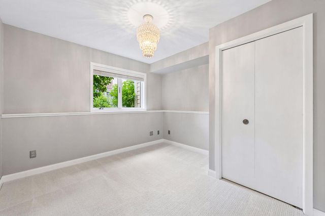 10441 Lee Drive, Eden Prairie, MN 55347