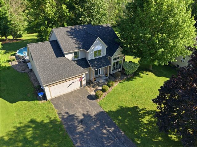 7260 Pear Tree, Ontario, NY 14519