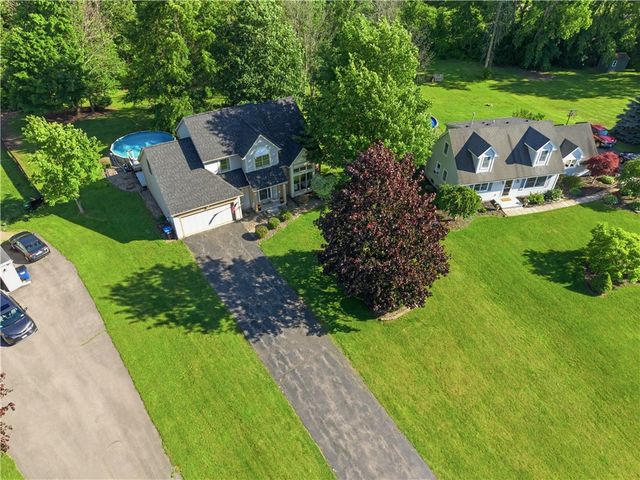7260 Pear Tree, Ontario, NY 14519