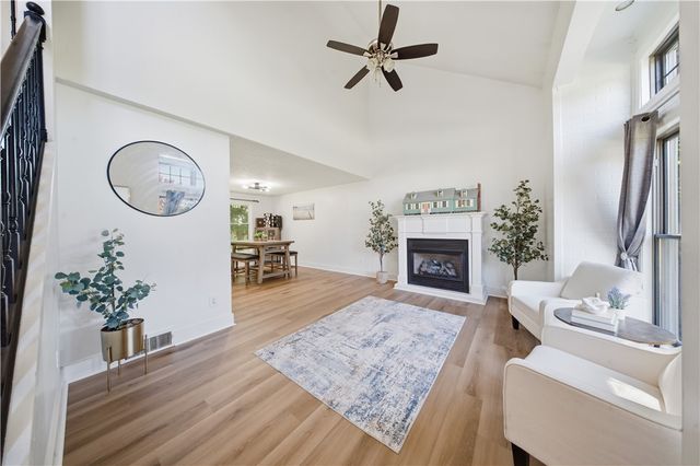 7260 Pear Tree, Ontario, NY 14519