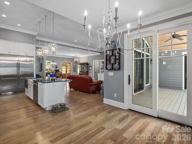 28 Falling Star Court, Fletcher, NC 28732