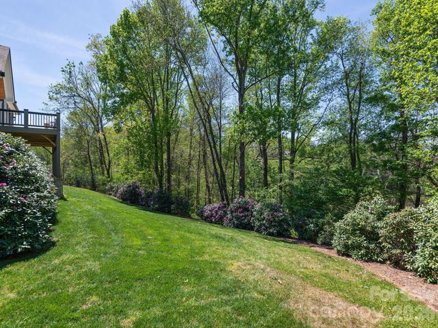 28 Falling Star Court, Fletcher, NC 28732