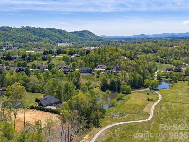 28 Falling Star Court, Fletcher, NC 28732