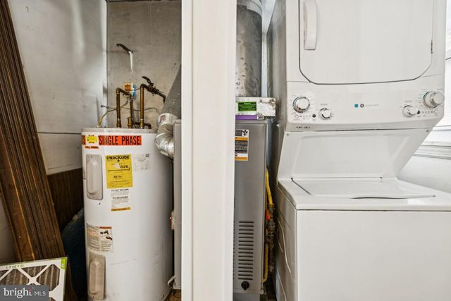 384 WILDROSE ST, Browns Mills, NJ 08015