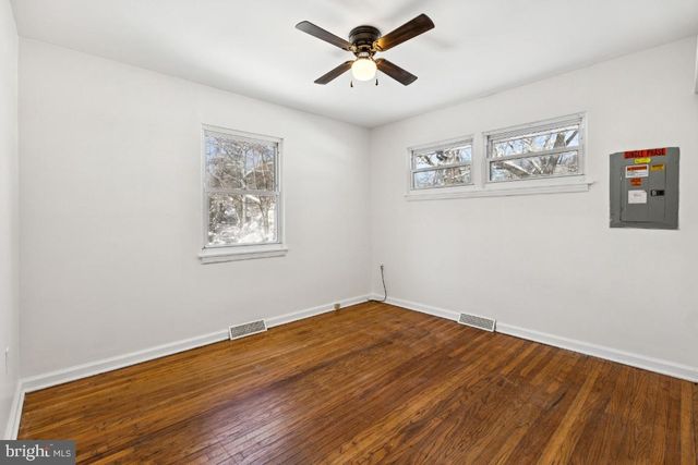 384 WILDROSE ST, Browns Mills, NJ 08015