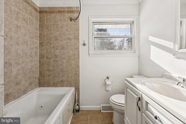 384 WILDROSE ST, Browns Mills, NJ 08015