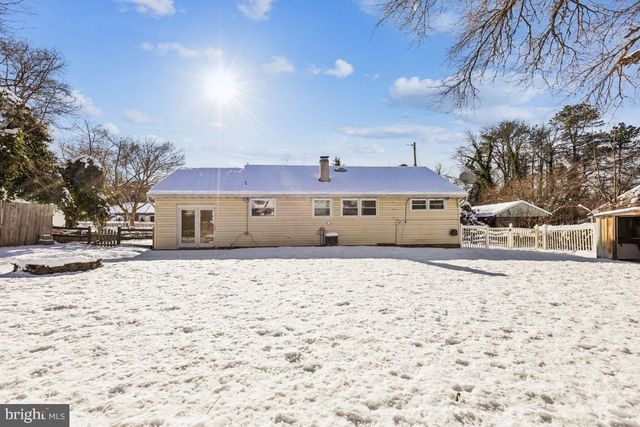 384 WILDROSE ST, Browns Mills, NJ 08015