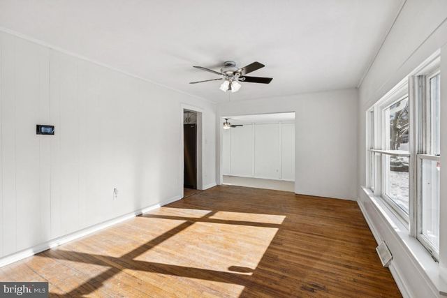 384 WILDROSE ST, Browns Mills, NJ 08015