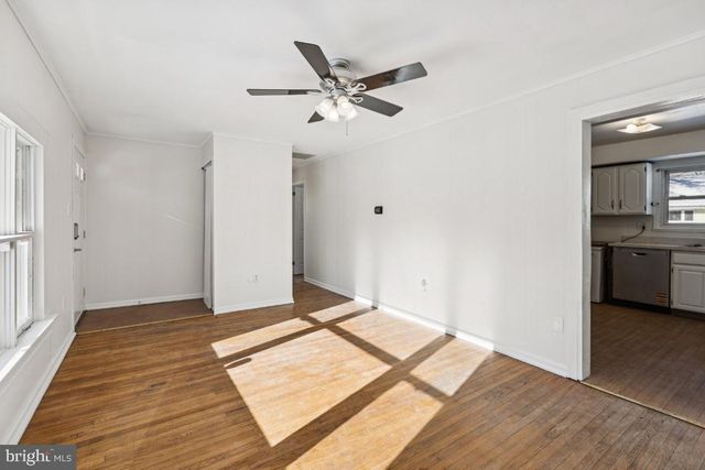 384 WILDROSE ST, Browns Mills, NJ 08015