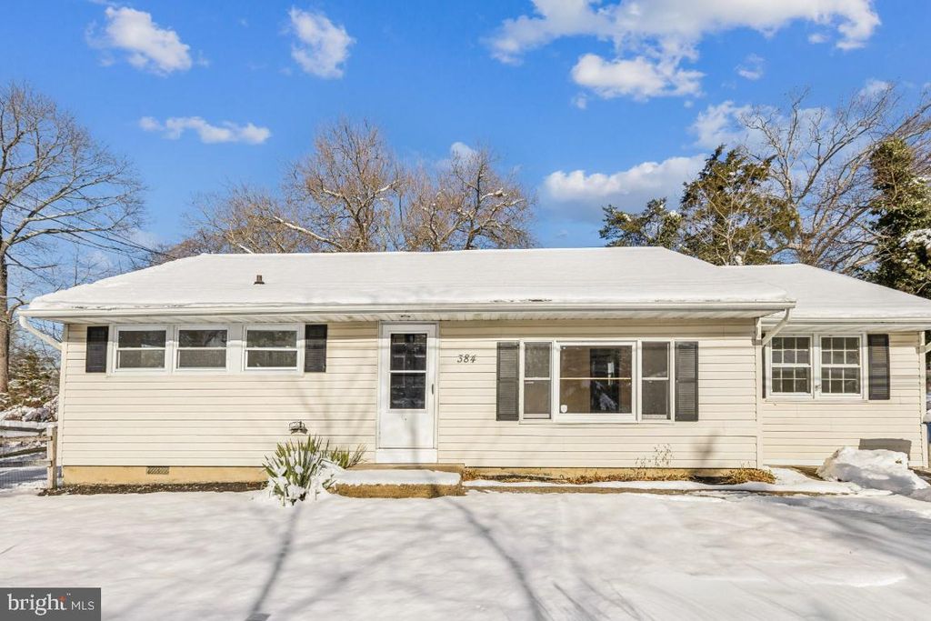 384 WILDROSE ST, Browns Mills, NJ 08015